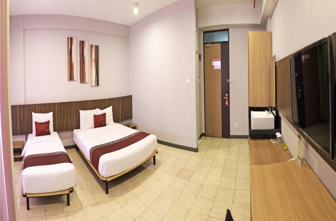 Valore Hotel Cimahi Eksteriør bilde