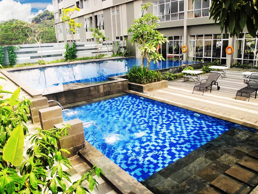 Valore Hotel Cimahi Eksteriør bilde