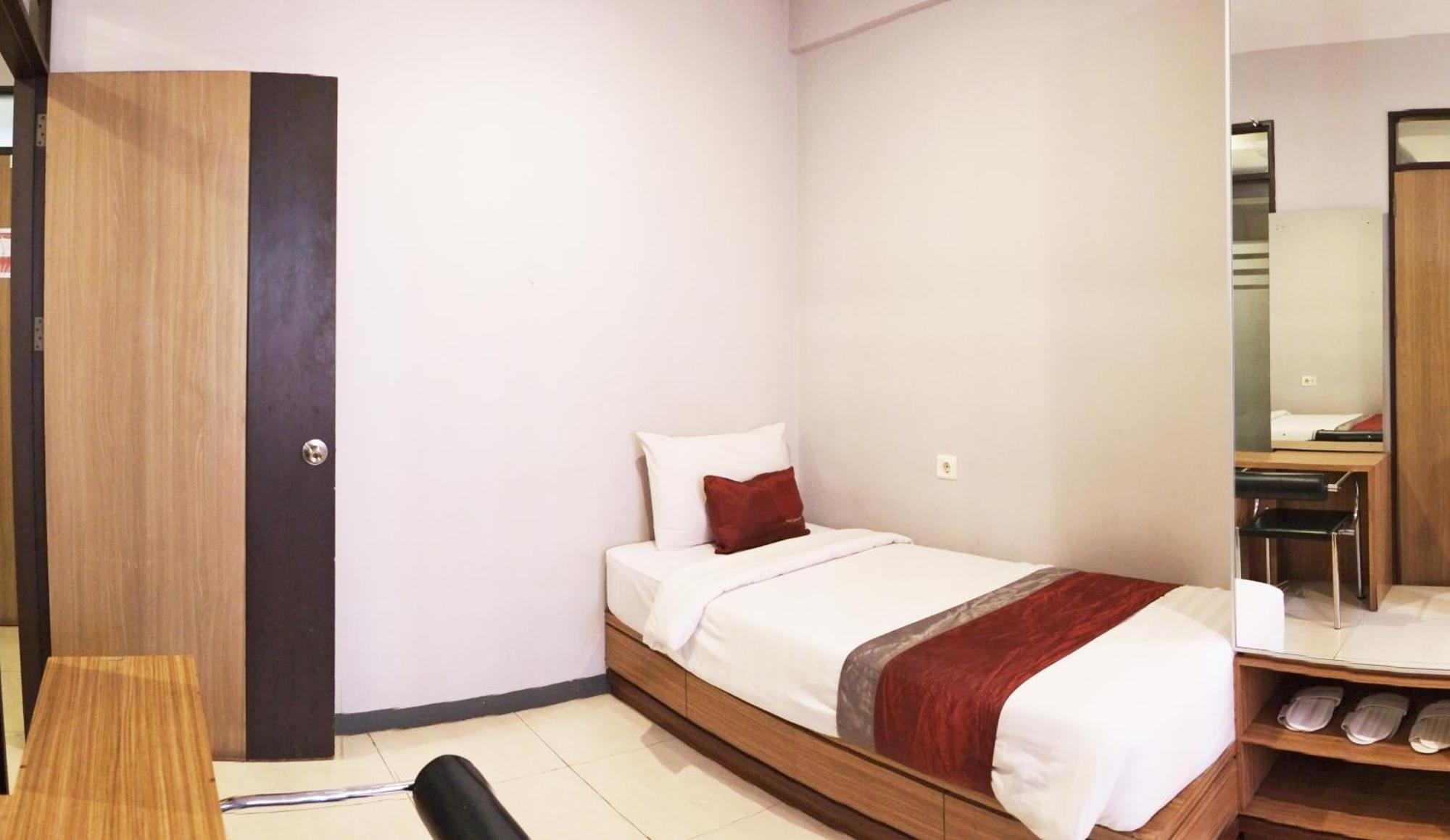 Valore Hotel Cimahi Eksteriør bilde