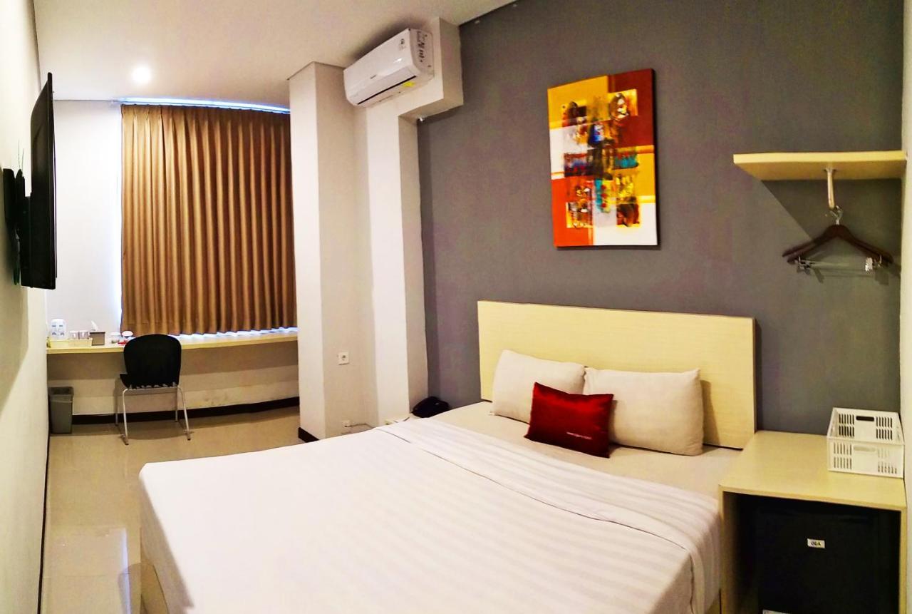 Valore Hotel Cimahi Eksteriør bilde