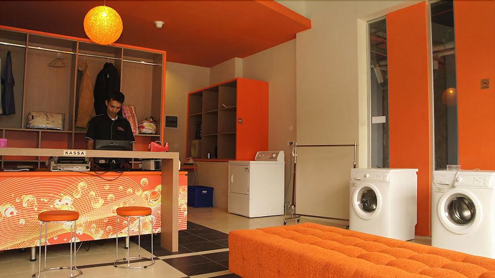 Valore Hotel Cimahi Eksteriør bilde